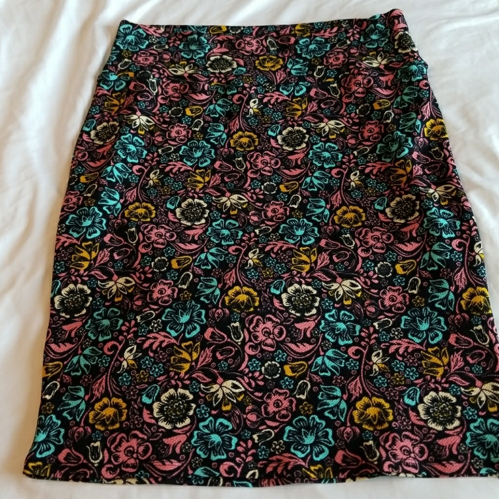 LulaRoe Cassie Skirt
